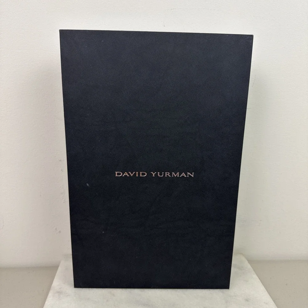 David Yurman Empty Gray/Black Leather extra Large necklace case